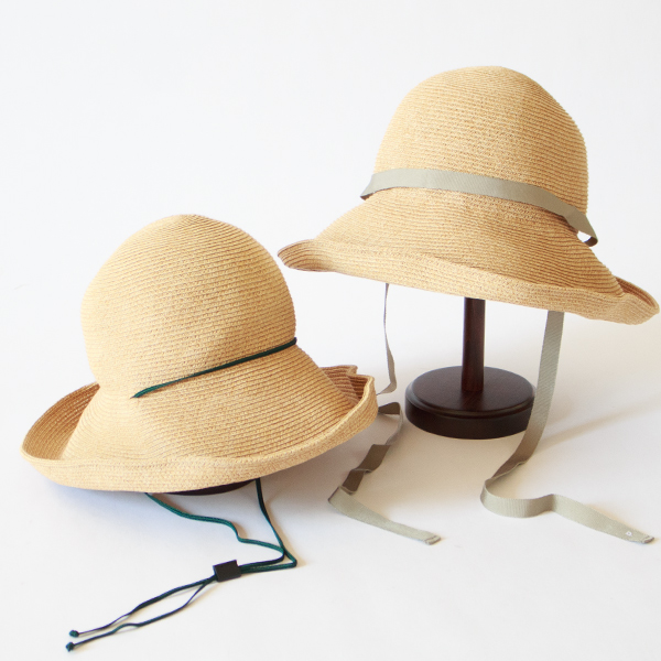 ZUTTO別注の「leonie」