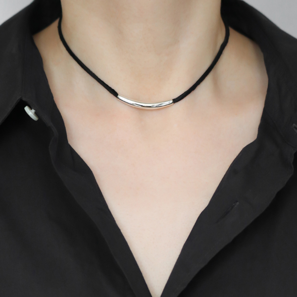 好みの長さに調整して（BLACK）