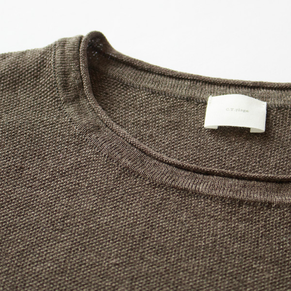 くるんとした襟端(G.BROWN)