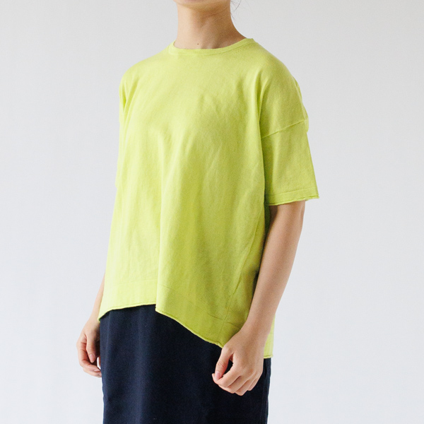 身長163cm・YELLOW GREEN