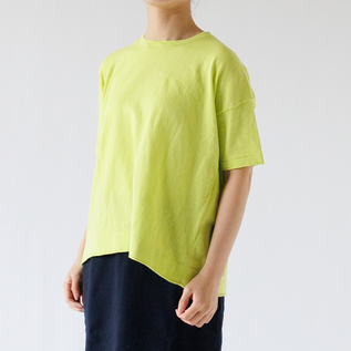 身長163cm・YELLOW GREEN