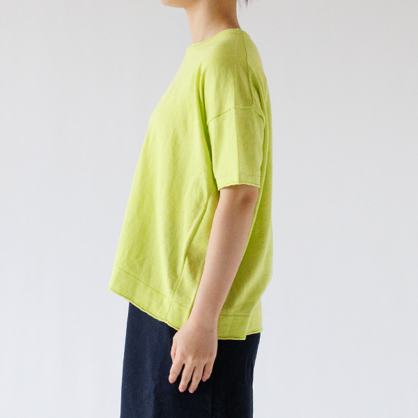 身長163cm・YELLOW GREEN