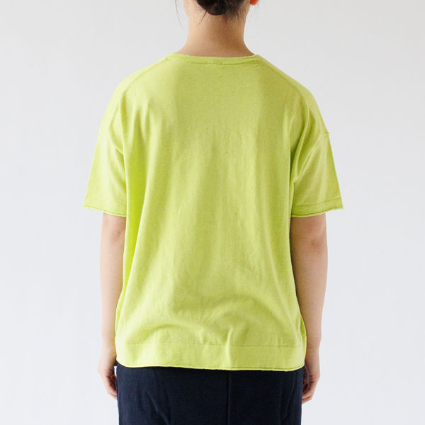 身長163cm・YELLOW GREEN