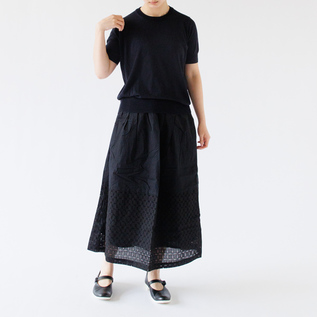 身長163cm・NAVY