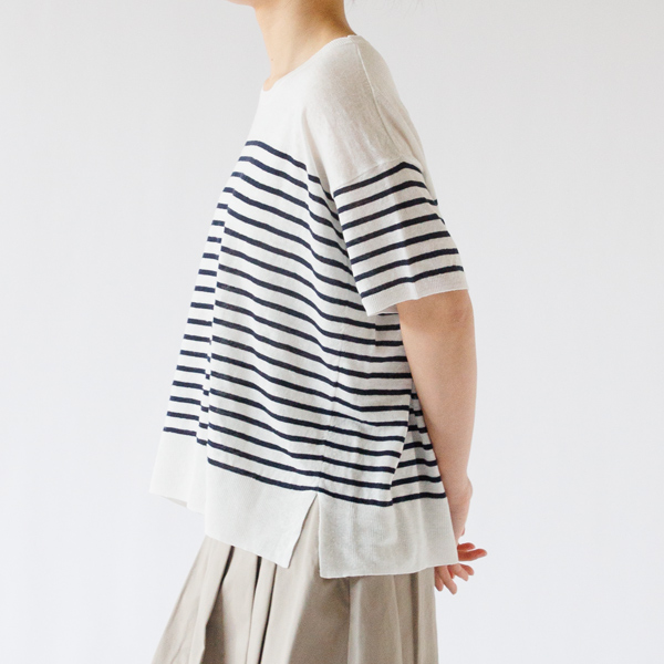 身長163cm・WHT×NB.NAVY