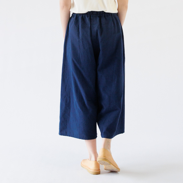 夏は涼しく、冬にはレギンスを重ねて 夏は涼しく、冬にはレギンスを重ねて