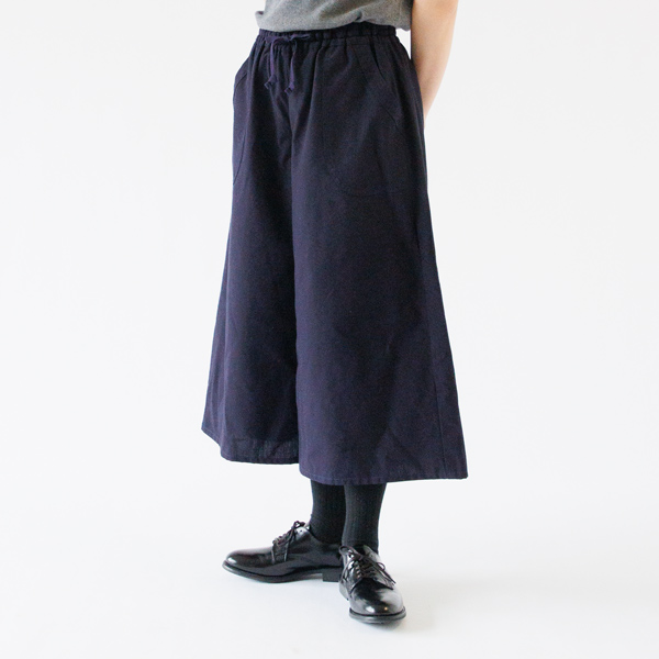 身長162cm・濃紺 身長162cm・濃紺