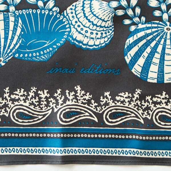 美品♡INOUI EDITIONS NEPTUNE スカーフ 65×65 シルク シルクスカーフ 65×65／INOUI EDITIONS（イヌイ エディションズ