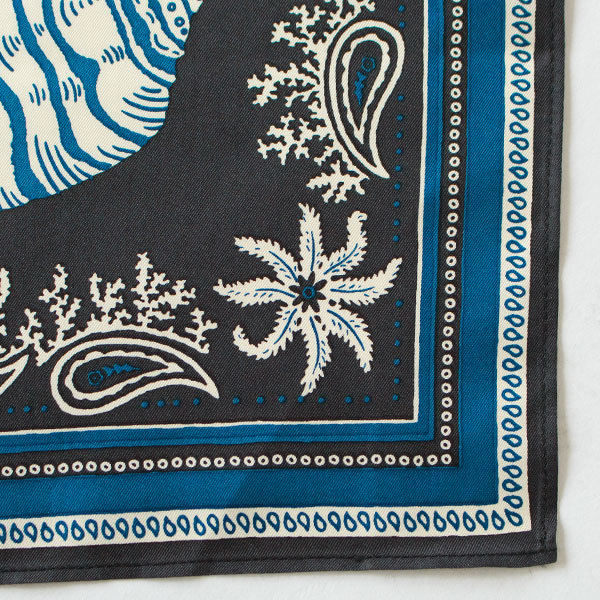 シルクスカーフ 65×65／INOUI EDITIONS（イヌイ エディションズ
