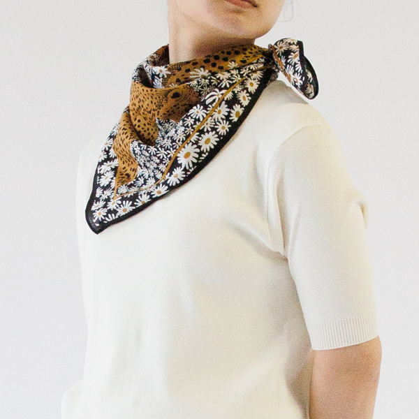 印象的な絵柄でも、非常に使いやすい一枚