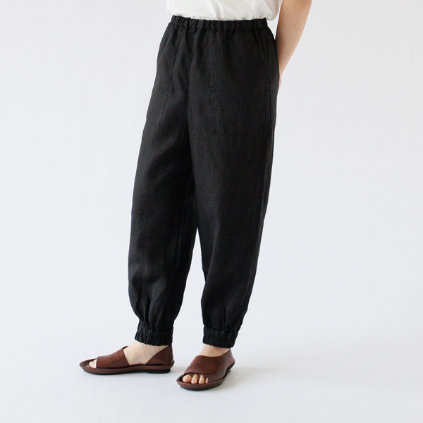 ブラック（身長：163cm）