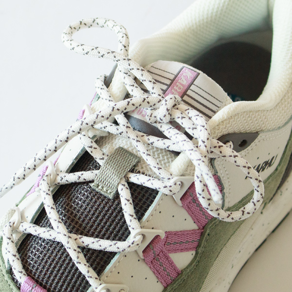 ロープ調のシューレース