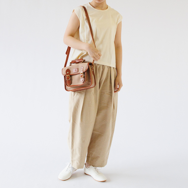 TAN×BEIGE（身長163cm）