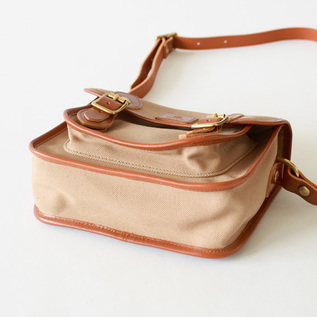 TAN×BEIGE TAN×BEIGE