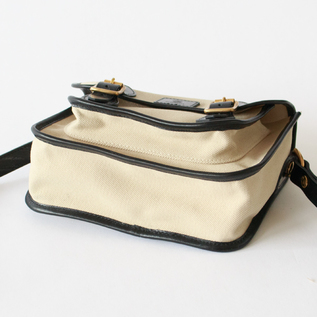 BLACK×LT.BEIGE BLACK×LT.BEIGE