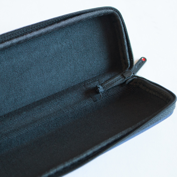 吸水性に優れたマイクロファイバークロスを採用