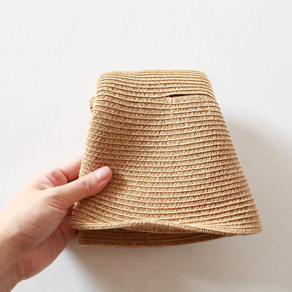 柔らかいため、コンパクトに折り畳めます