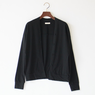 Wide binder V-neck cardigan