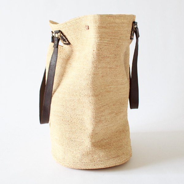 マチは最大幅で4cmほどあります