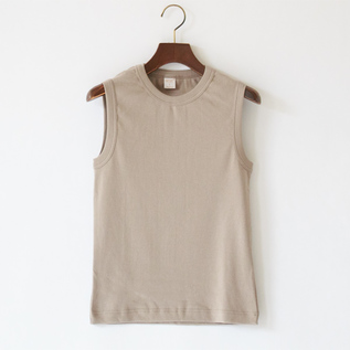 ノースリーブTシャツ