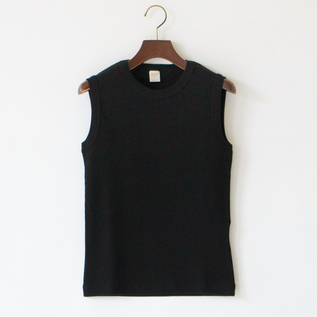 SLEEVELESS TSHIRT