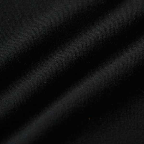 ソフトでしなやかな肌触り(Nero)