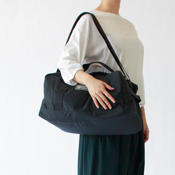 2泊3日程度の衣類や荷物が入るサイズ感