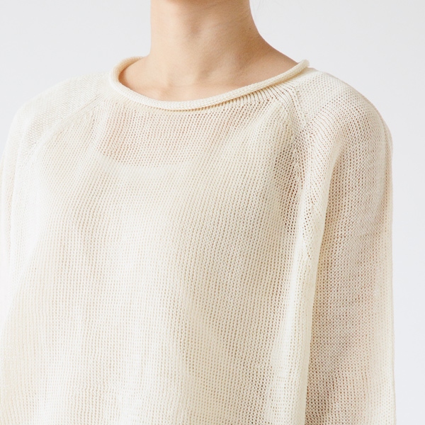 やや透け感があります(アイボリー)