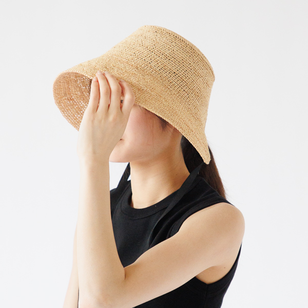 リボンを結ぶ、結ばないはお好みで