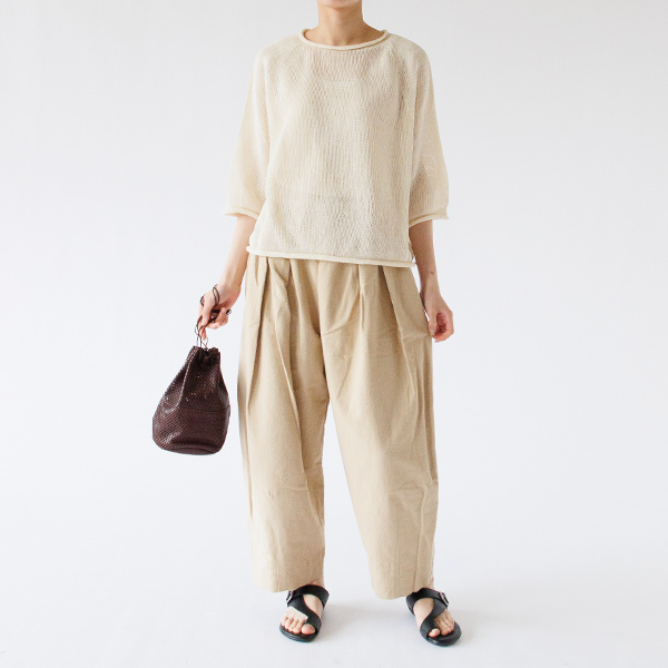 身長160cm・BEIGE 身長160cm・BEIGE