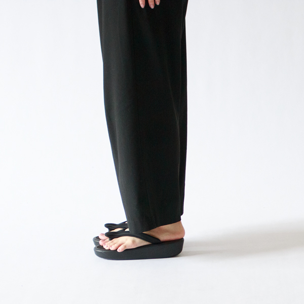 OJOJO 02 / ALL BLACK OJOJO 02 / ALL BLACK