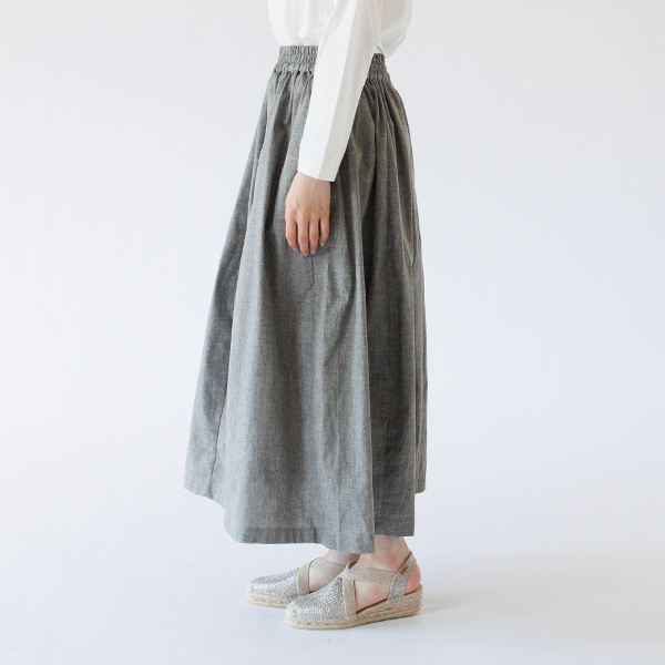 身長160cm・GREY