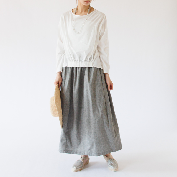 身長160cm・GREY