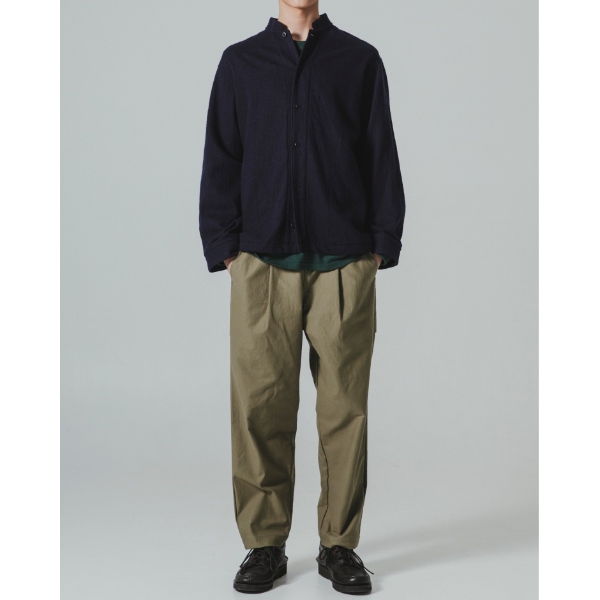 身長183cm、Olive/L着用