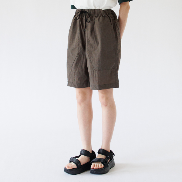 Smoke Wood/S着用、身長：160cm