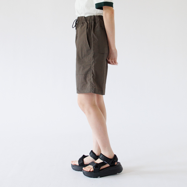 Smoke Wood/S着用、身長：160cm