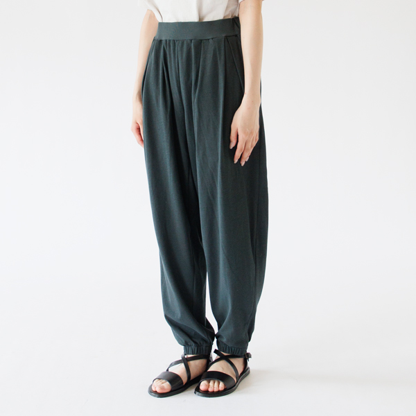 Sea Gray/XS着用、身長160cm