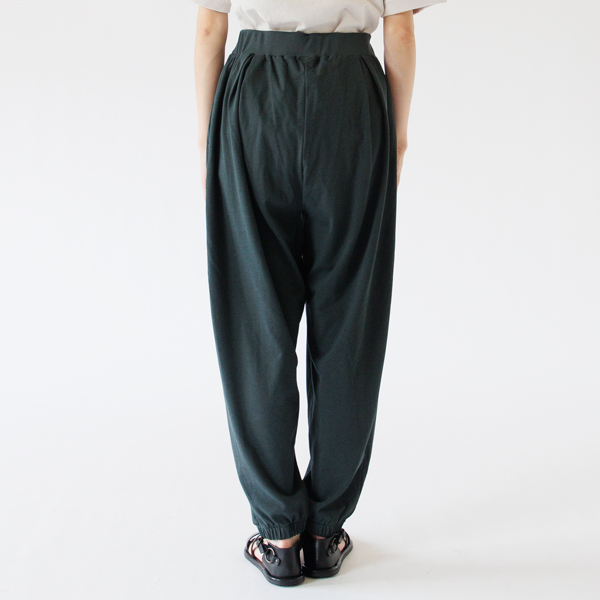 Sea Gray/XS着用、身長160cm