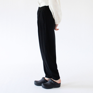 Black/XS着用、身長160cm Black/XS着用、身長160cm