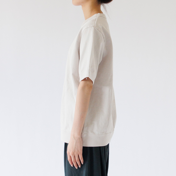 Rosin White/S着用、身長160cm