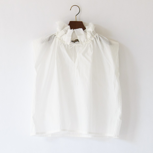 エアリーコットンフリルカラーノースリーブシャツ(WHITE) エアリーコットンフリルカラーノースリーブシャツ(WHITE)