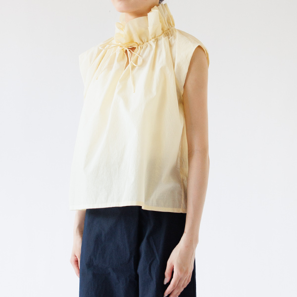 身長160cm・YELLOW 身長160cm・YELLOW