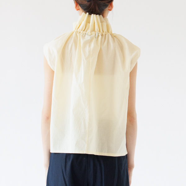 身長160cm・YELLOW 身長160cm・YELLOW