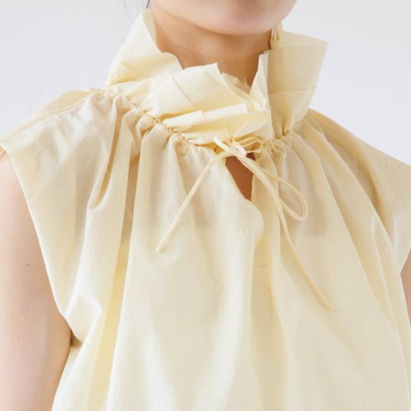 たっぷりギャザーフリル(身長160cm・YELLOW) たっぷりギャザーフリル(身長160cm・YELLOW)