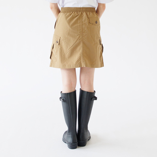 golden khaki、身長：160cm