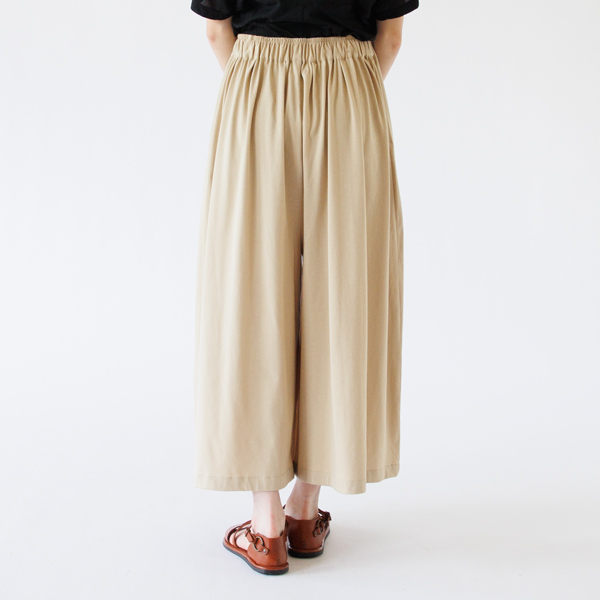 身長160cm・BEIGE 身長160cm・BEIGE