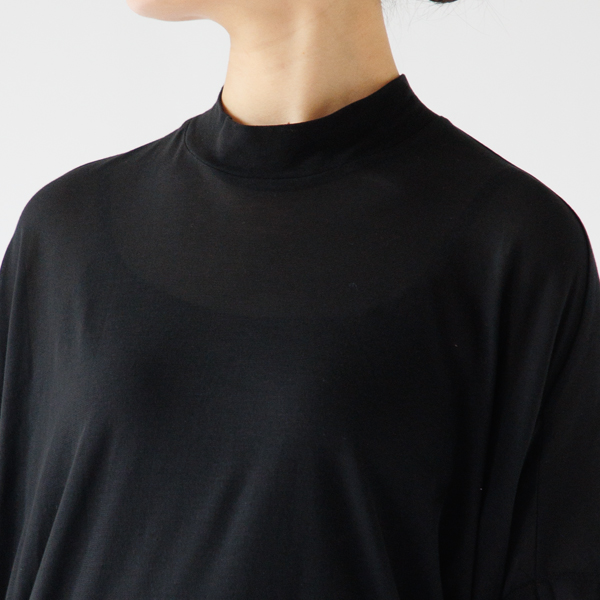 首に沿うハイネック(身長163cm・BLACK) 首に沿うハイネック(身長163cm・BLACK)