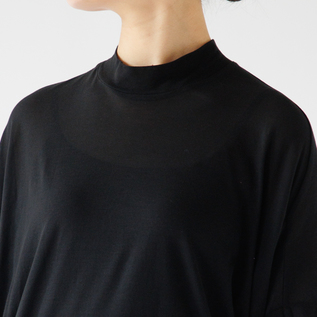 首に沿うハイネック(身長163cm・BLACK) 首に沿うハイネック(身長163cm・BLACK)