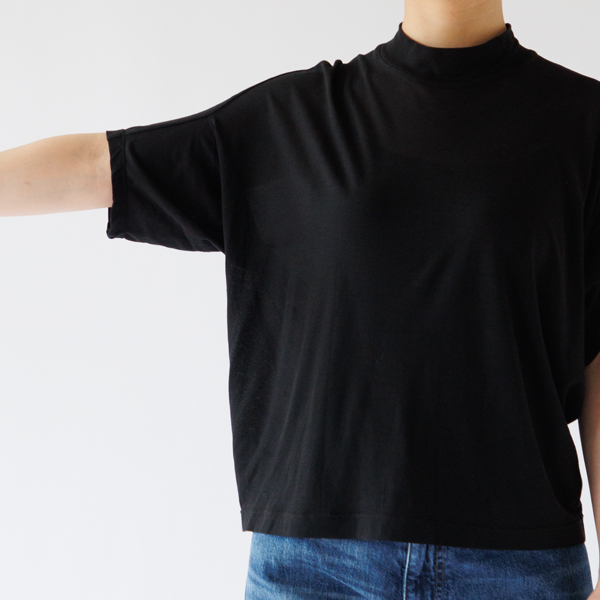 身幅はゆとりがあります(身長163cm・BLACK) 身幅はゆとりがあります(身長163cm・BLACK)