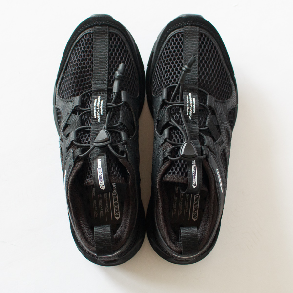 ハイテクスニーカー CAICIAS（BLACK）